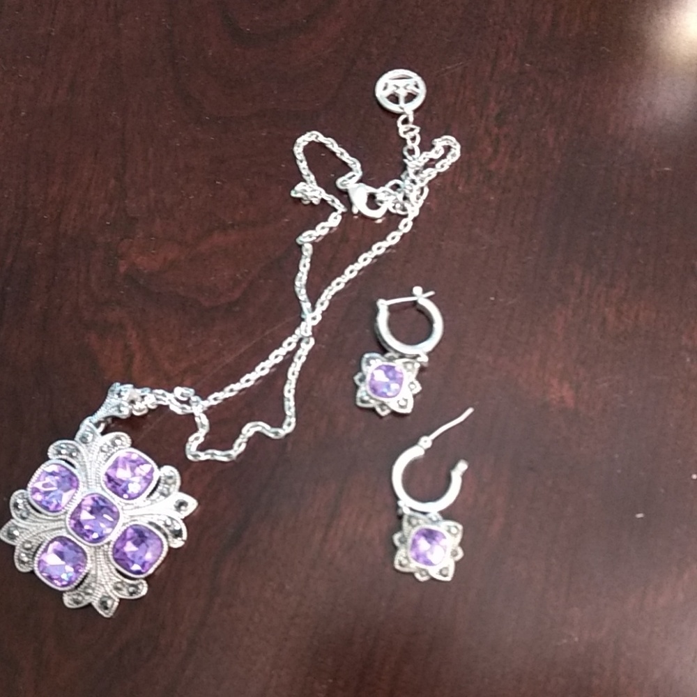 Earring and Necklace set